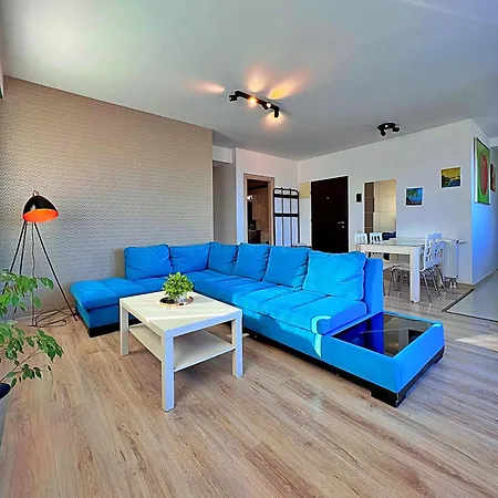 Coroni Seasons With Panoramic View * Braşov